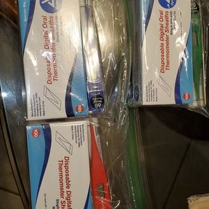Digital thermometer with 100 probe covers